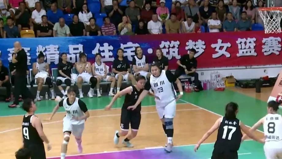 四川女篮战胜黑龙江，刘禹彤22分李梦轮休