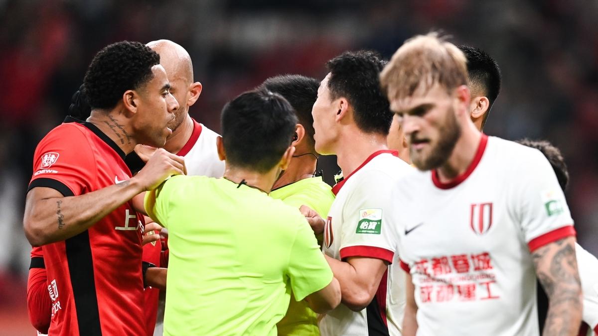 成都蓉城高兴早了，下回合主场面对海港或输球，古斯塔沃说了实话