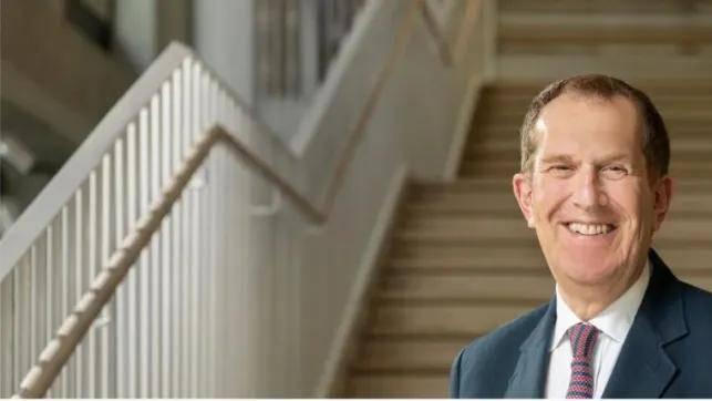 金斯顿大学副校长被任命为“创意英国”组织的董事会成员