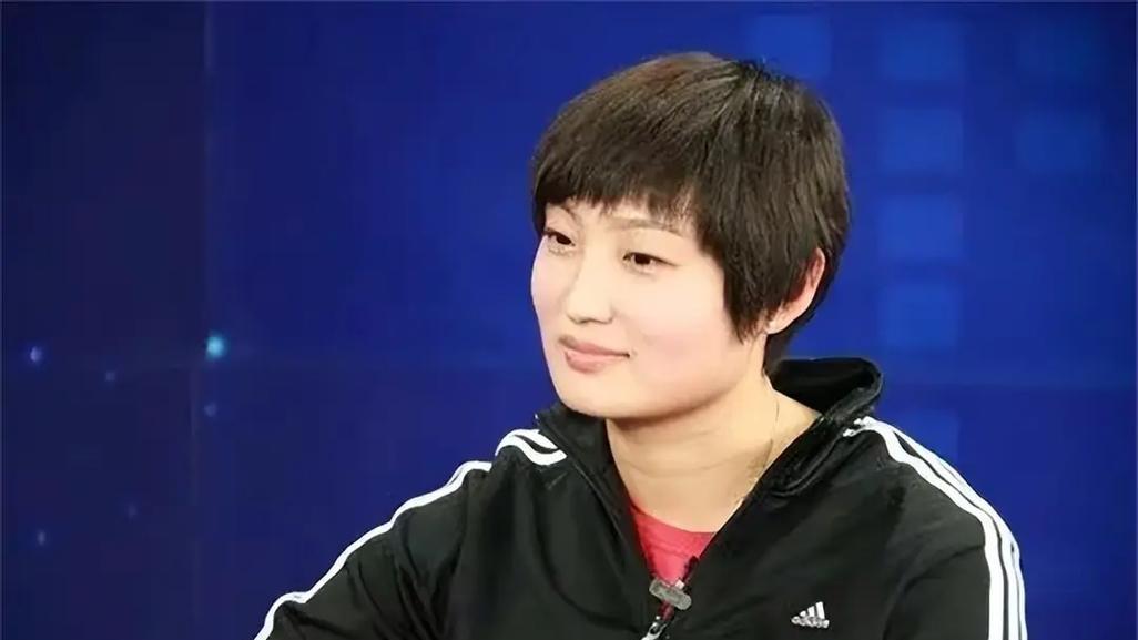 突发！世排联将公布女排新规，利好中国女性教练，多位冠军迎机会