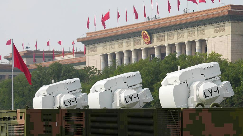 日本公布电磁炮照片扬言要 “击沉福建舰”