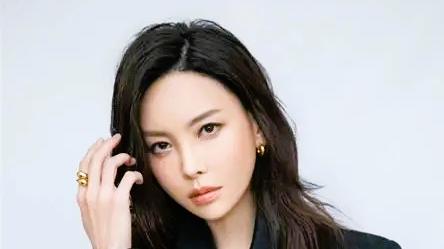 航班遭篡改！于文文信息被卖，两涉事人被警方处罚