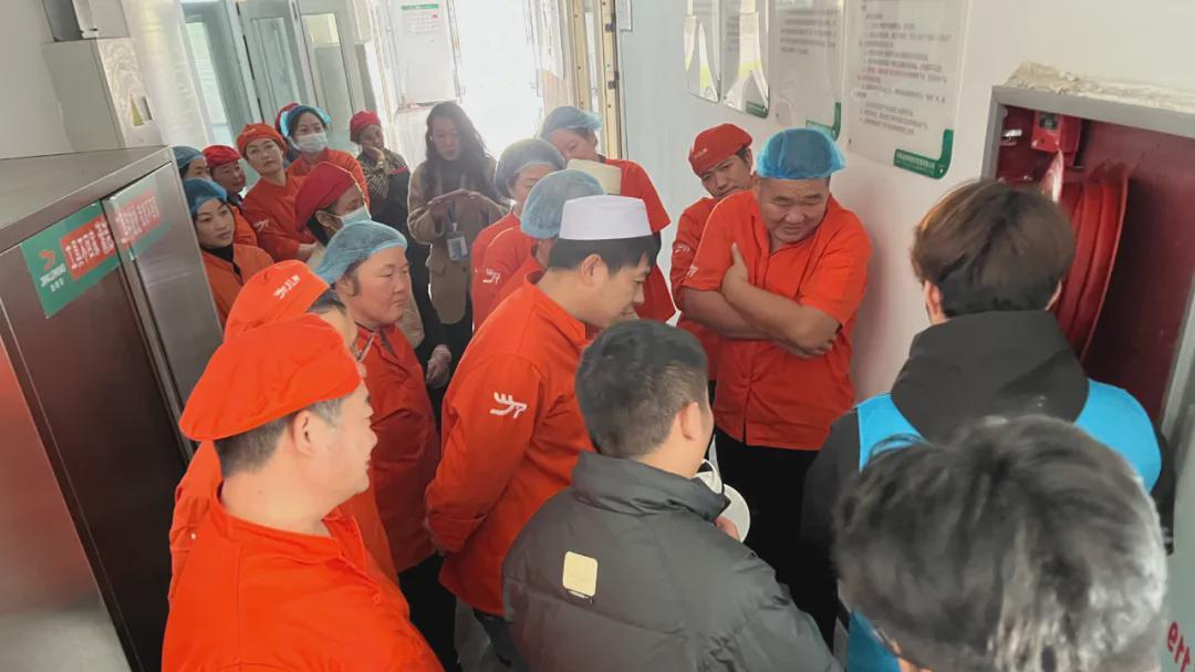 信阳工程职业学院组织开展餐厅消防应急演练