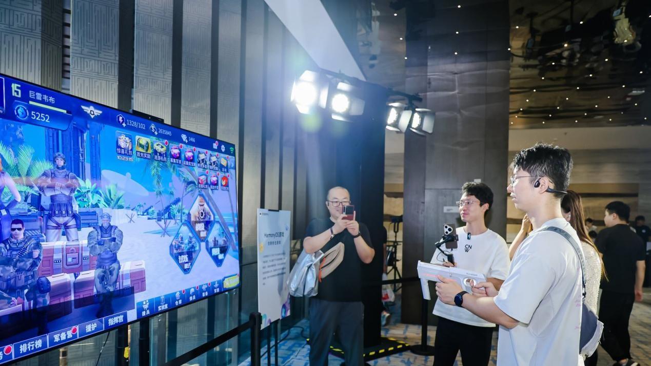 《原神》登陆鸿蒙5，鸿蒙游戏数量破万款