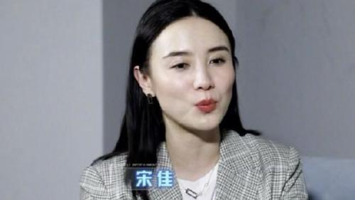 宋佳小S火爆对决！这场“嘴炮”大战比剧还刺激！