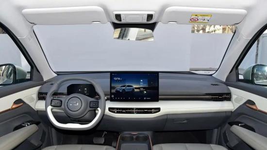 一汽奔腾悦意03畅享版上市 一口价8.88万元