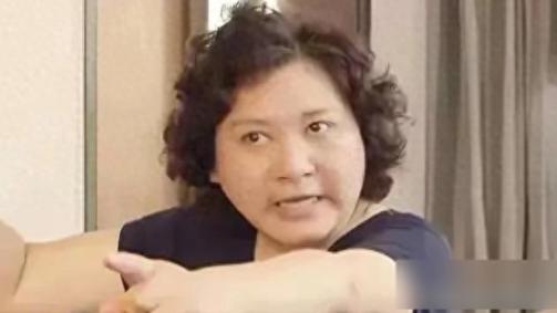 三年积蓄全掏空，赵阿姨与老伴的无奈“搬家”背后