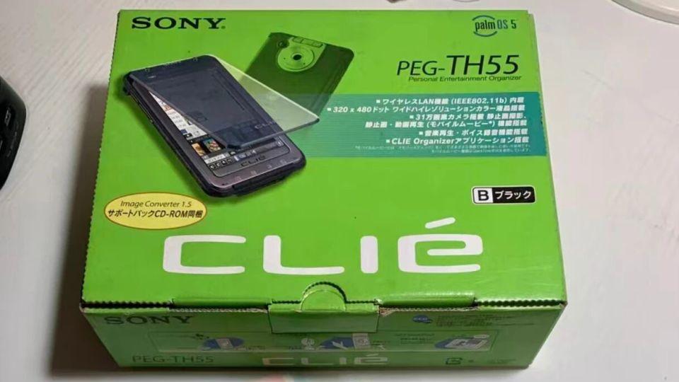 二十年前的日系掌上电脑，搭载Palm系统，引来5万人围观