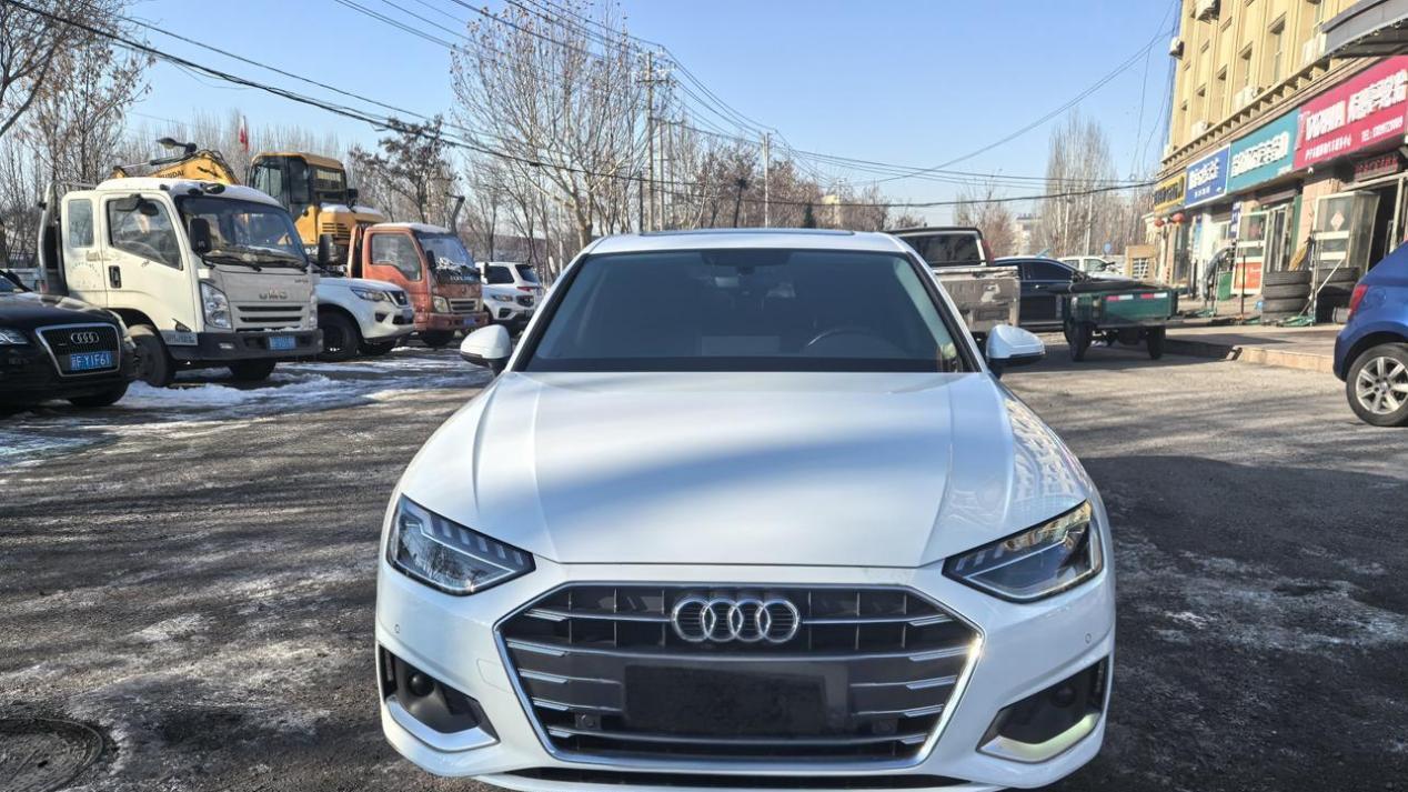 2021款奥迪A4L，3万公里一手车，适合家用代步，18.5万值吗？