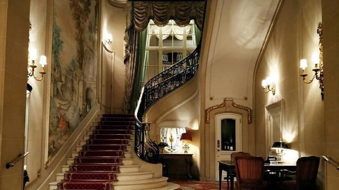 中国富豪偏爱新加坡与伦敦？背后藏着财富密码与国家困境