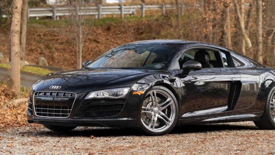 德系性能猛兽下凡！2010款奥迪R8 V10如何改写超跑规则？