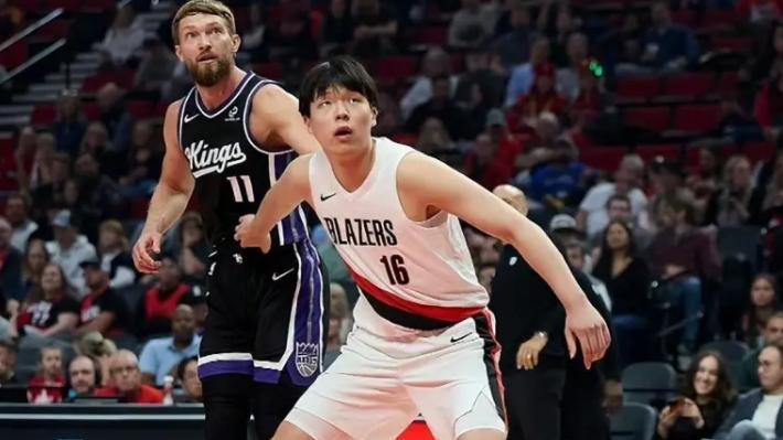 杨瀚森大爆发！16分4篮板3盖帽，他已经逐渐适应NBA！