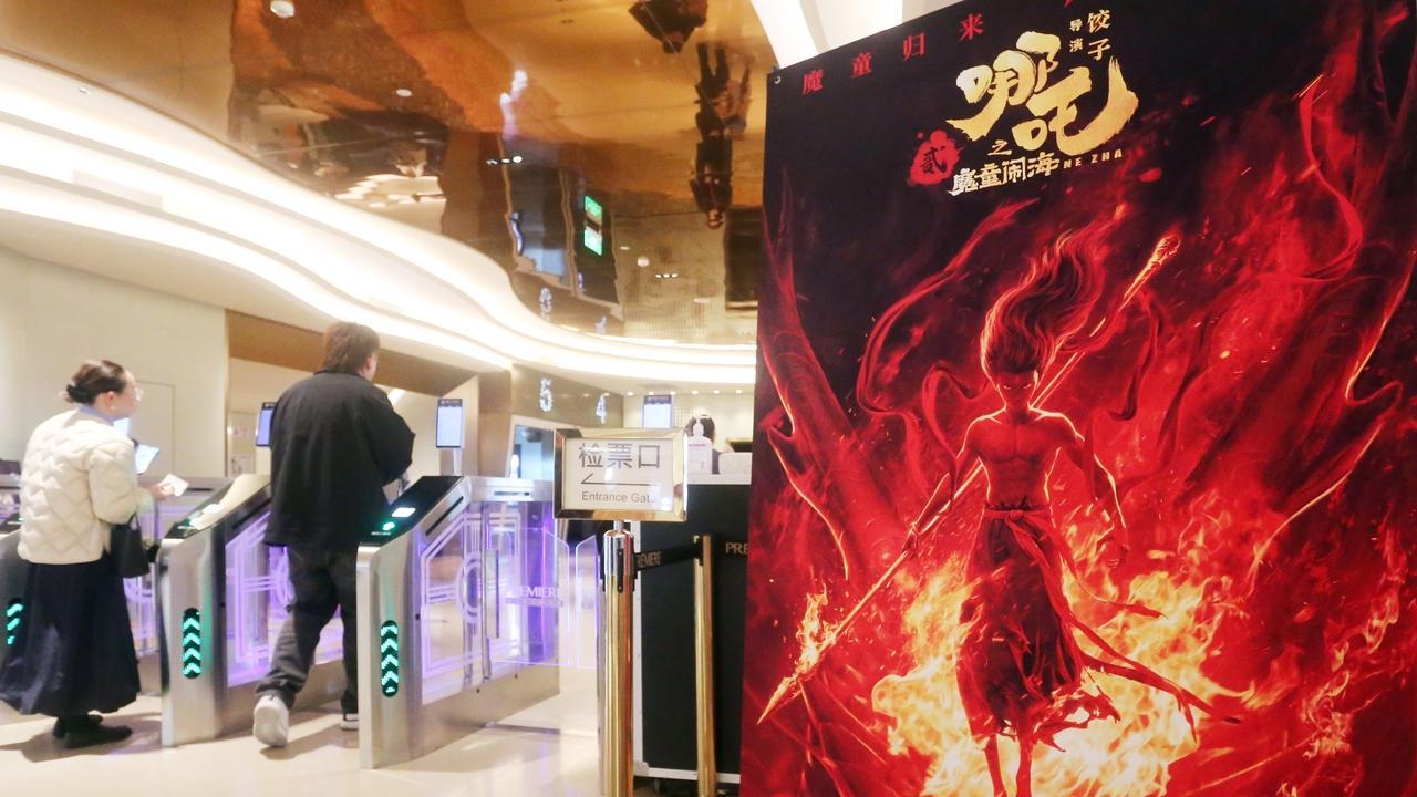 挣脱东亚叙事重压：《疯狂动物城2》盖瑞“松弛”与熬丙对比