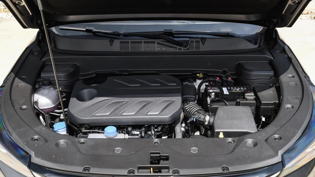 8万级SUV该咋选？全新第二代长安X5 PLUS比吉利缤越L更值得入手？