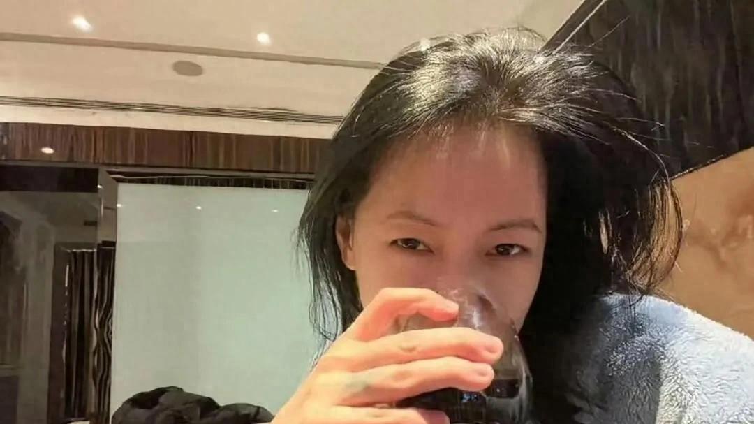 姐妹情深，痛失挚爱：大S离世后，小S与家人如何面对？