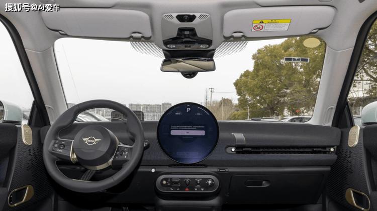 新车｜限时优惠5.6万/2+2四座布局，电动MINI COOPER 15.38万起售