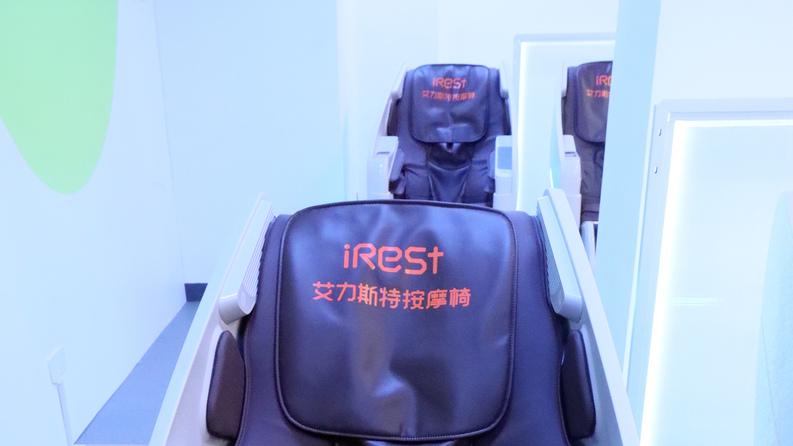 为什么说享界S9的零重力座椅重新定义了豪华？人体工学大揭秘