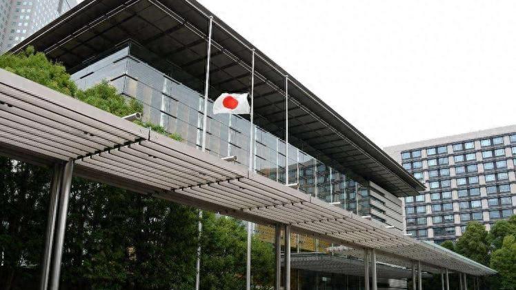 美国送的两颗还不够？日本呼吁拥核，这时候就得借鉴以色列了