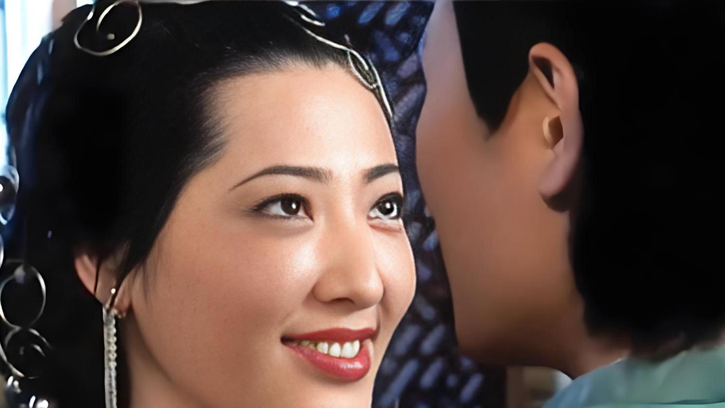 “风月片”教后杨思敏，男星对其赞不绝口，正面魅惑背面风情万种