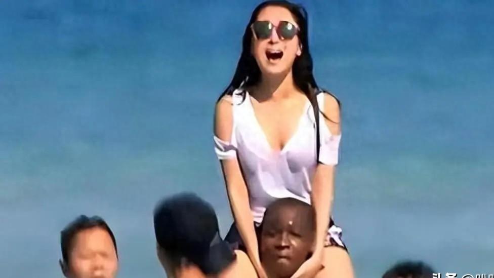 跌宕起伏：从“乒乓王子”恋人到“泰迪姐妹团”风波，再到如今的境遇