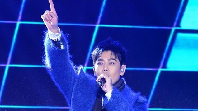 林志颖终于有了“老年感”穿老人装成熟有细纹，车祸后改变了很多