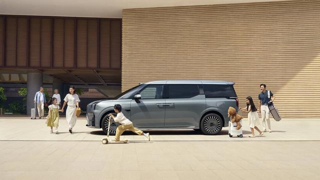 极氪007提前548天通过电池测试，硬核科技展现实力，树立行业新标杆