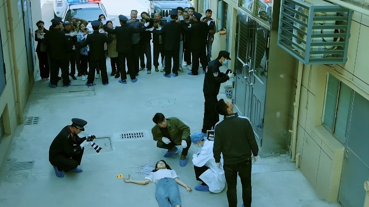首播收视不俗，这是继《扫黑风暴》后，又一黑马公安剧，要大爆了