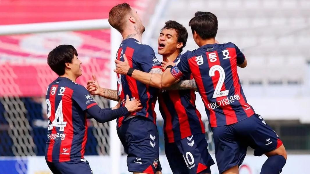 韩 K 联焦点对决：全北现代主场迎击安养 FC