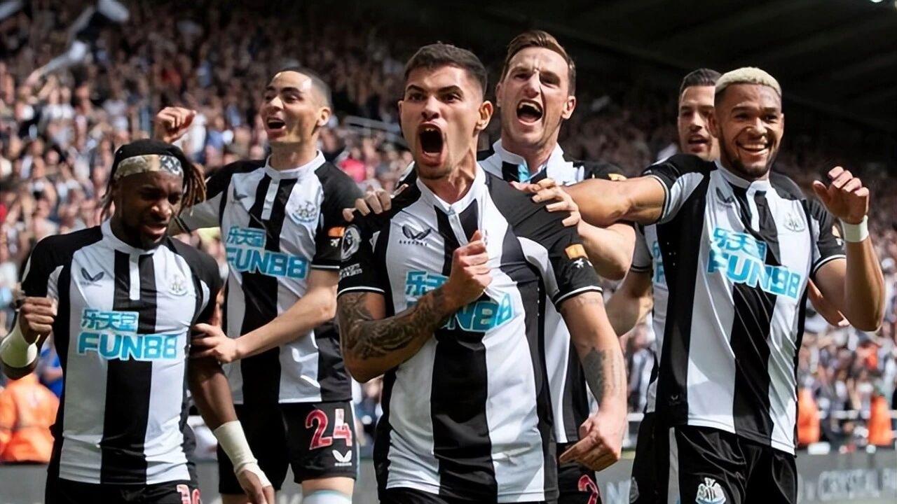 欧冠焦点战解析：勒沃库森VS纽卡斯尔联，传控与反击的生死博弈 ！