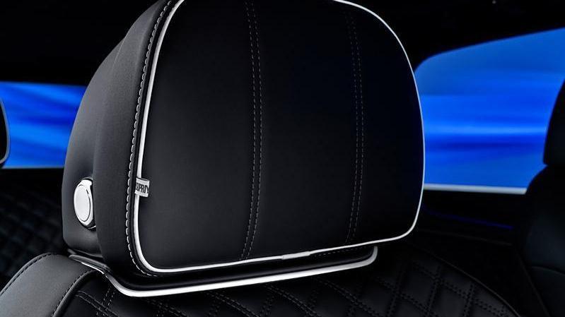 550匹马力+4.5秒破百，全新宾利Bentayga S Nila Blue定制版亮相