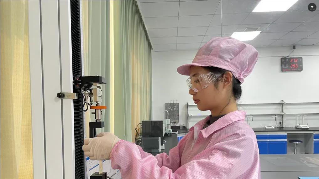 正辉新能源亮相成都无人机大会，高倍率锂电驱动低空新未来