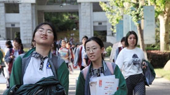 临终前夜，三个陌生人教会我的「人间作弊码」