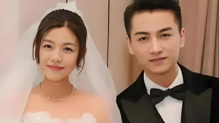 陈妍希离婚后首现身！与蔡康永聚餐状态佳，挥手道别尽显少女感