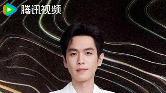 星光大赏：赵丽颖张若昀独占封面，虞书欣孟子义成全场焦点