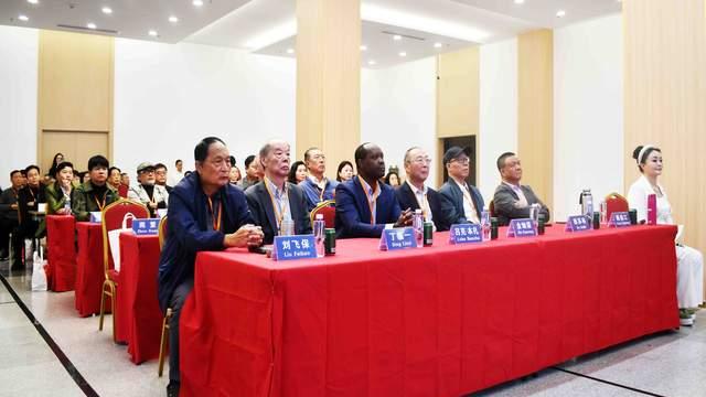 首部中国空军出国作战电影《轰炸大和岛》剧本拍卖新闻发布会在京召开