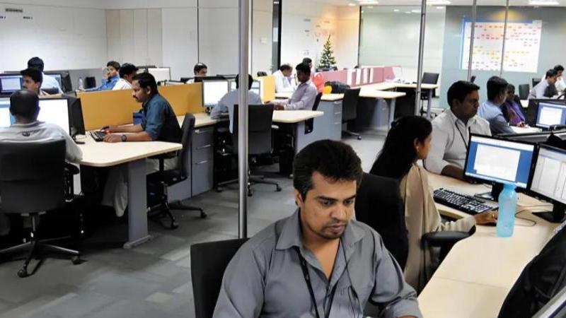 人口学家梁建章警告：如果不尽早干预, 40年后印度人口会是中国3倍