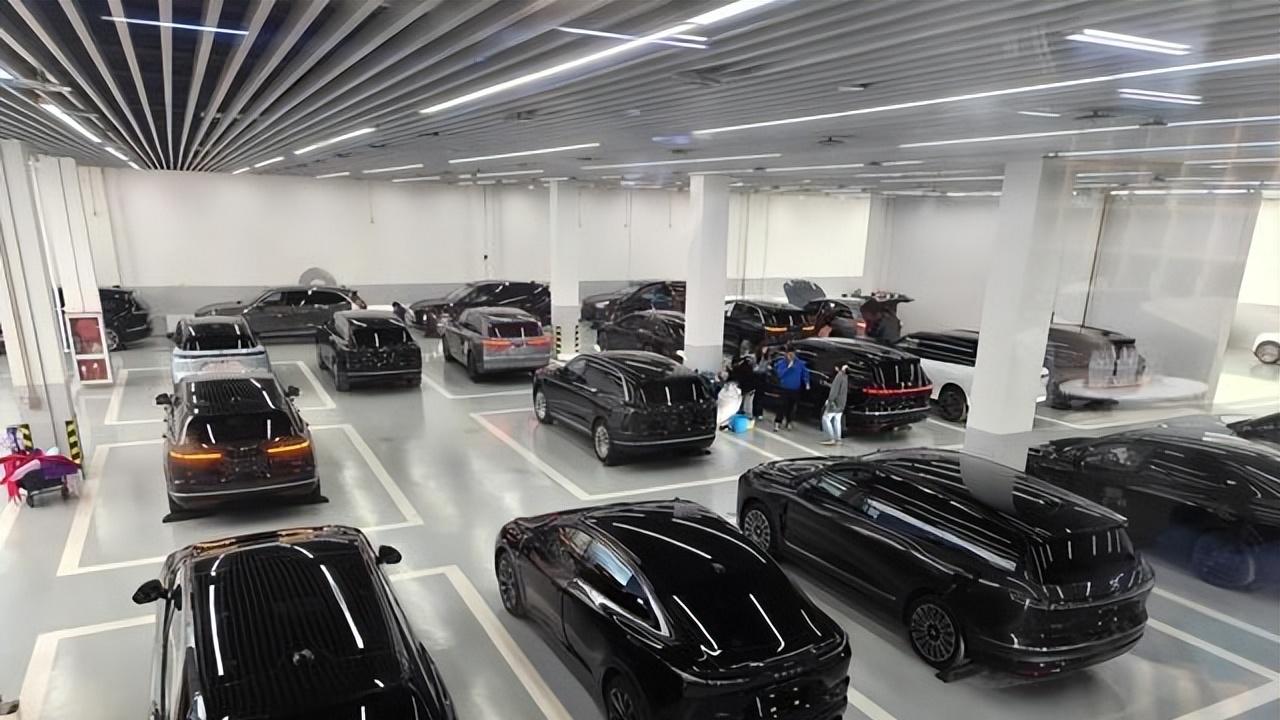 交付中心停满乐道L90，是库存积压征兆，还是新能源车市正调策略？