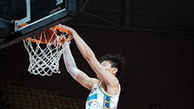 CBA一夜爆出大冷门+2场加时险胜！争冠大热门惨败，黑马大胜豪强