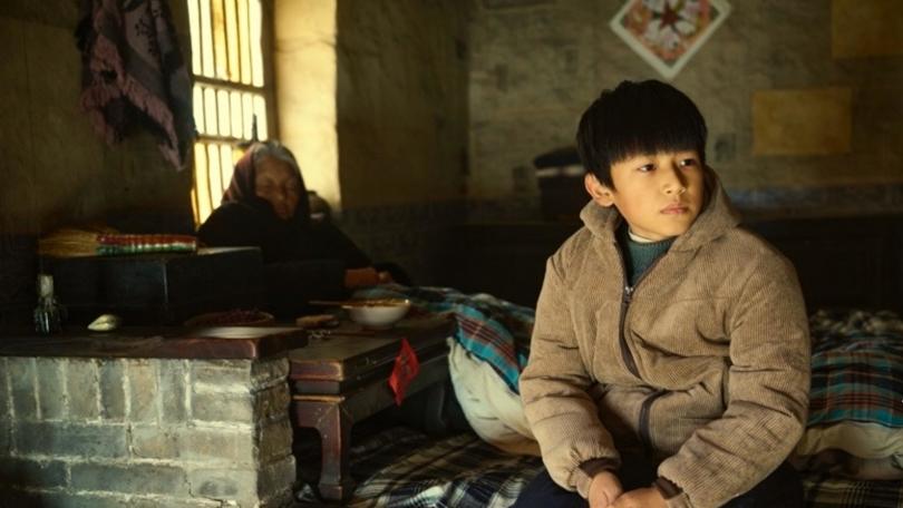 《生息之地》：乡土画卷中的生命诗学与历史回响