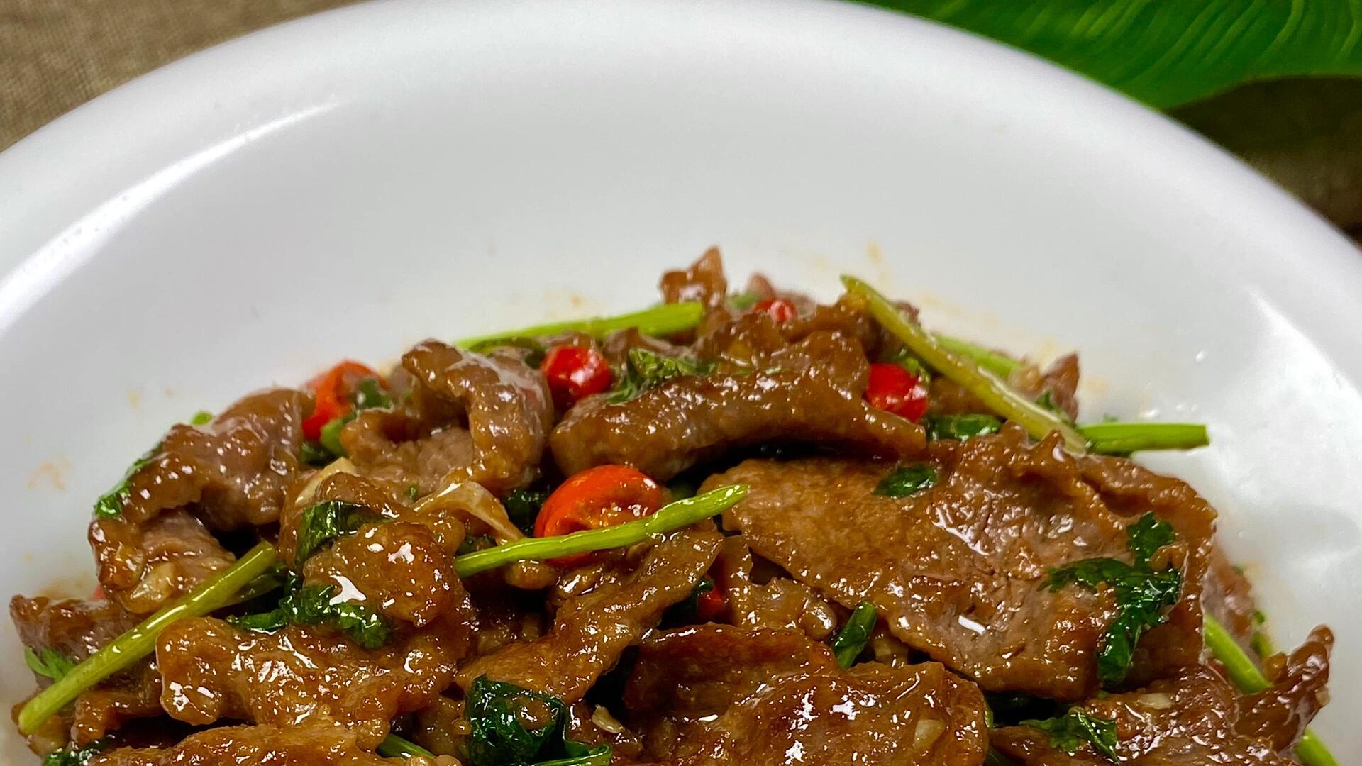 这道香菜牛肉，怎么会这么香呀！