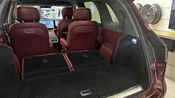 有点料·上车｜ 问界M8，平衡之道中暗藏攻势