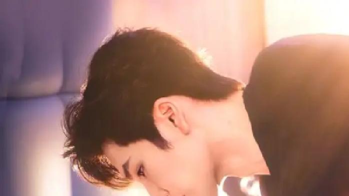 短剧《秦爷放弃吧温医生名花有主》全网热议，秦爷与温医生之间的情感纠葛究竟何去何从