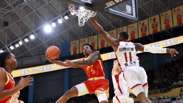 CBA新赛季表现糟糕的四位超级外援！重金签下，和上赛季判若两人