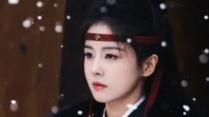 《水龙吟》官宣5平台联播！罗云熙堪称天选唐俪辞，可惜女主是顶级资源也捧不红的她