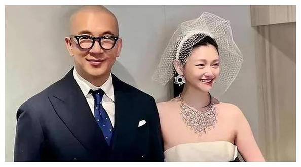 S妈被曝失眠严重，小S担心其精神错乱！
