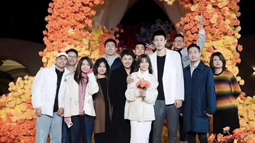 恭喜！张镇麟将举办婚礼，妻子名校毕业，来自广东+家世显赫