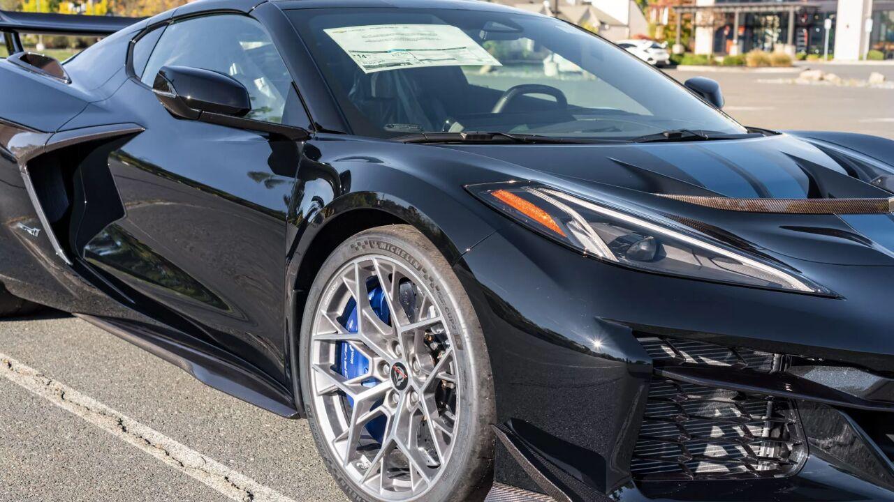 雪佛兰经销商转卖全新科尔维特ZR1，新车1年禁转售拍卖价已破25万！