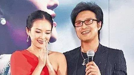 汪峰前任章子怡现任森林北



这哥们汪峰，玩摇滚娶女神，真是让人看不懂！想当年