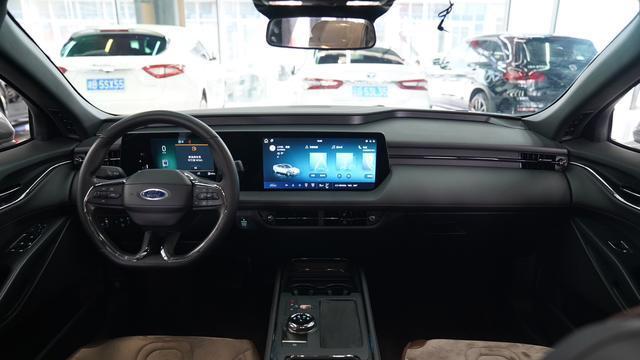 10万出头，入手准新一手福特蒙迪欧，家用代步好选择？