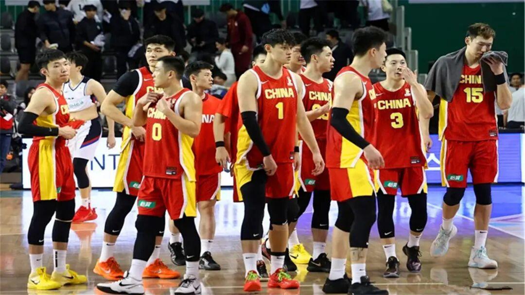 一波未平一波又起！中国男篮最新世界排名出炉，郭士强脸色挂不住了